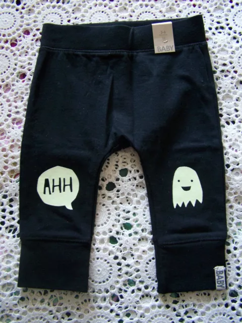 BNWT....**Cotton On Baby** Leggings & Bonds Booties....Size 00/3-6 Months.....