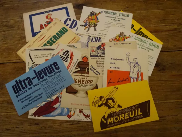Lot de 14 anciens buvards publicitaires différents