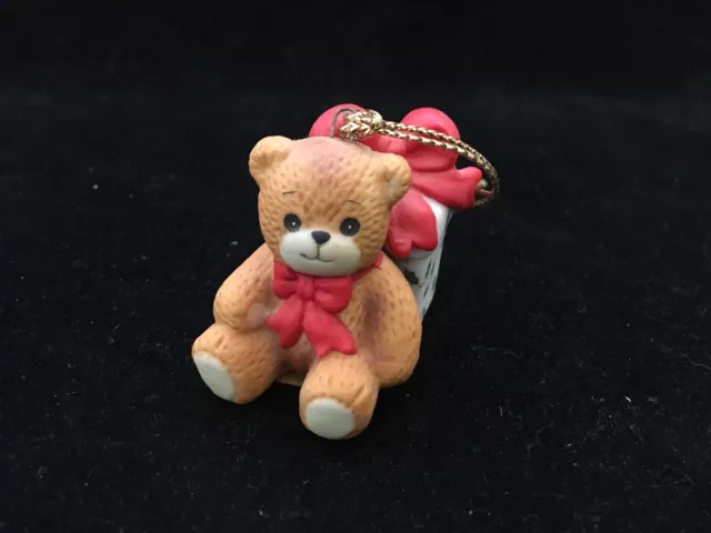 Lucy & Me Little Christmas Bear Ornament Present & Red Bow Enesco Lucy Rigg 1986