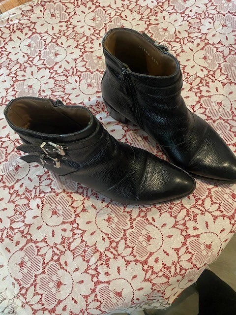 Bottines en cuir  Noire  " PERTINI"   pointure 39 1/2 Femme