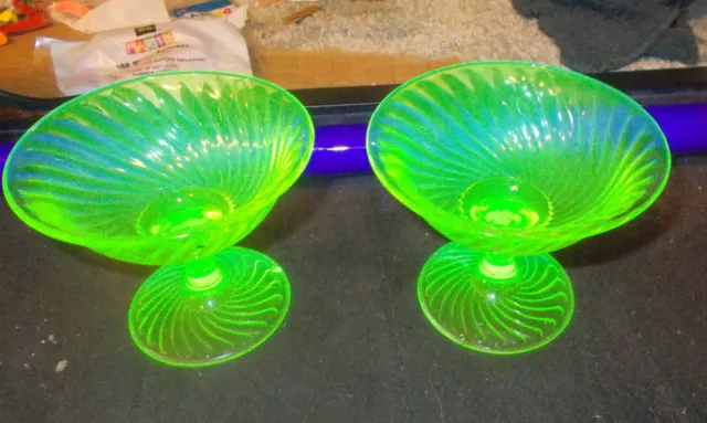 Pair Of Antique Vaseline Uranium Glass Footed Ice Cream Bowls Swirl Pattern