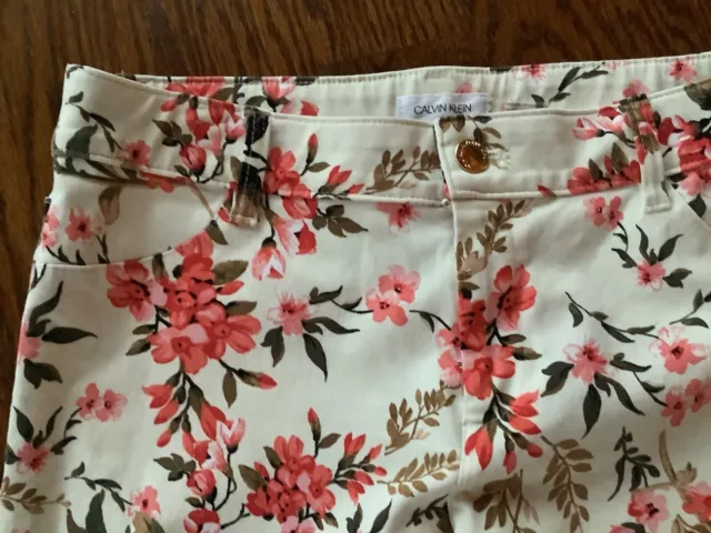 Calvin Klein Womens Floral Print Pants Size 4 Gently Used 3