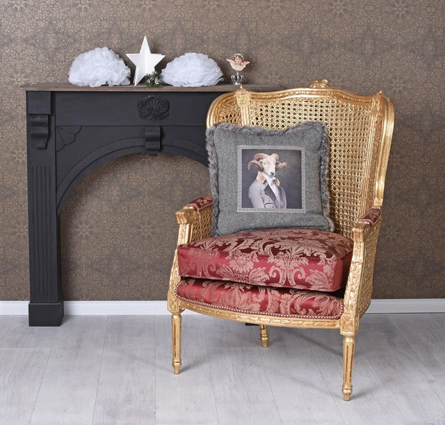 Fauteuil rococo en bois doré et simili-cuir noir Stockholm