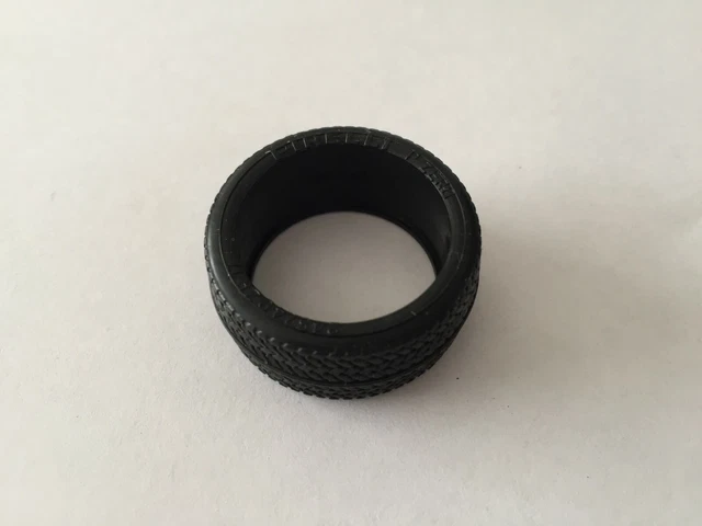 Bague en or blanc avec jadéite verte naturelle et diamants, certifiée