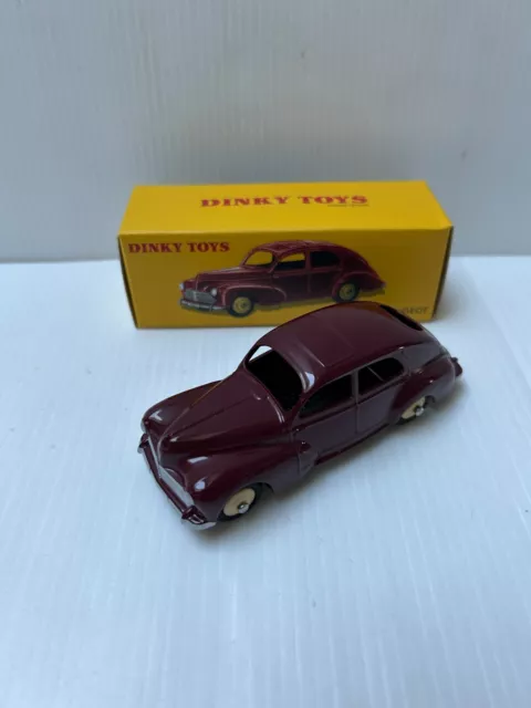 DINKY TOYS NOREV Editions ATLAS 24R Peugeot 203 Bordeaux 1/43 Voiture Miniature