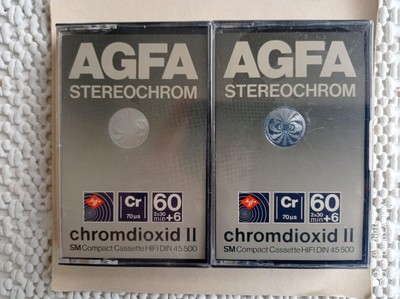 2 x Agfa STEREO cromo cromo diossido II CASSETTA-circa 1980-non aperto 