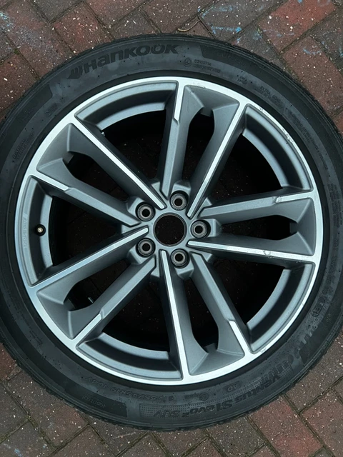 Jante Alu Audi Q2 18 Pouces - Référence OEM 81A601025F, Argent, 7J, ET45, 5 Trous, Remanufacturée