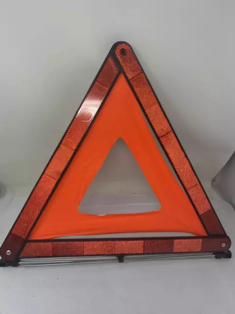 27R-031004 Triangle Premier Secours Urgence PEUGEOT