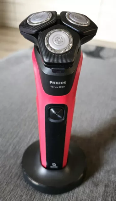Afeitadora PHILIPS Serie 5000 Tecnologia Skin IQ para cuidado de