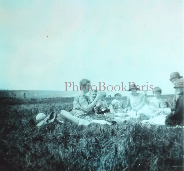 France Lunch on the Grass c1930 Photo Stereo Glass Plate Vintage V33L19n1