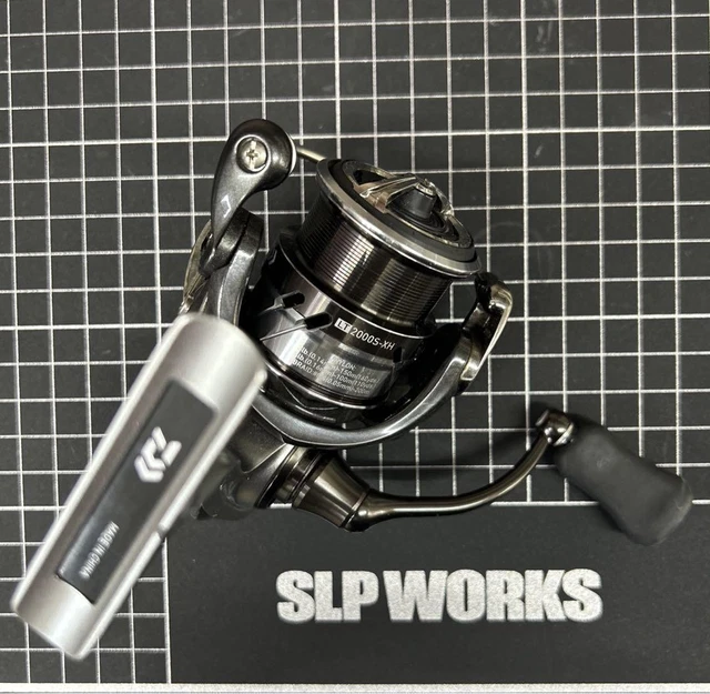 DAIWA 18 CALDIA LT2000S-XH Spinning Reel Slightly Used