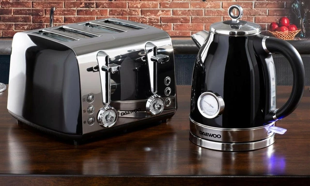 Dial Kettle Daewoo Kingsbury Kettle Black Silver And Black Kettle