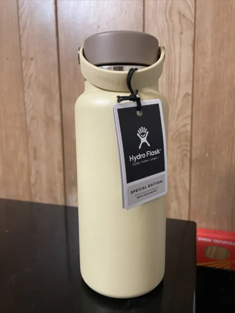 https://www.picclickimg.com/viYAAOSwO2Rlhhp-/Hydro-Flask-Limited-Edition-Color-32oz-Whole-Foods.webp