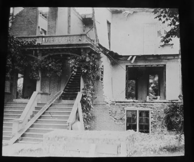 Glass Magic lantern slide HOUSE AFTER CYCLONE C1890S USA AMERICA MOUNT VERNON ?