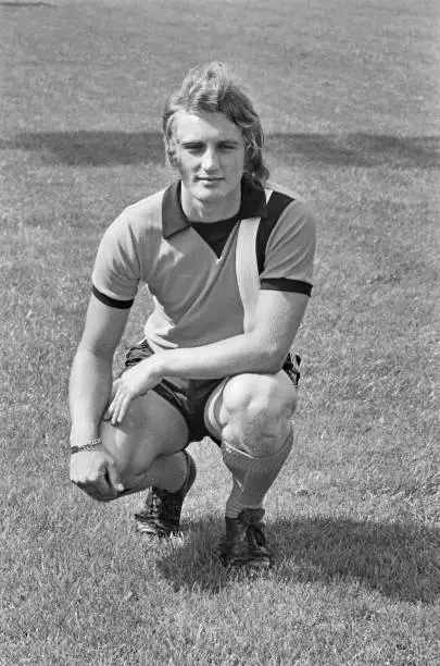 Steve Litt of Luton Town FC at 1973-74 football season UK OLD PHOTO