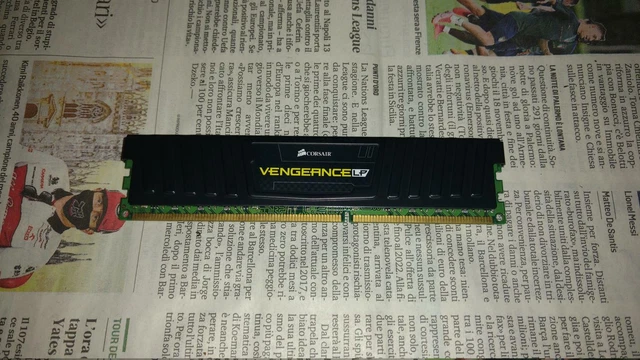 RAM 8GB DDR3 1600MHz CORSAIR VENGEANCE LP CML8GX3M1A1600C10 EUR 35 00 PicClick IT