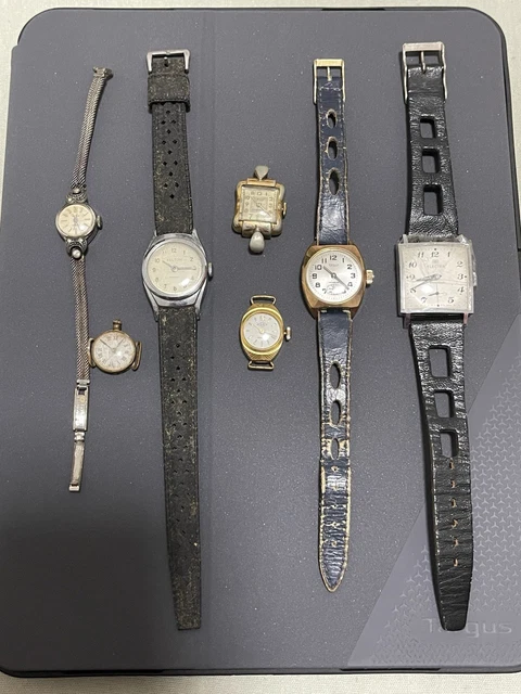 Lot De 4 Bracelets De Montre Génériques - Occasion