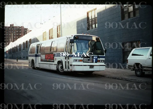 NYCMTA RTS BUS #4211. Kingsbridge Depot (NY). Original Slide 2000.