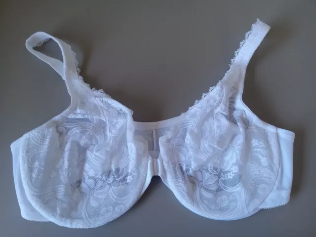 Glamorise Wonderwire Front Close Bra 9245 White Lace Size 44B