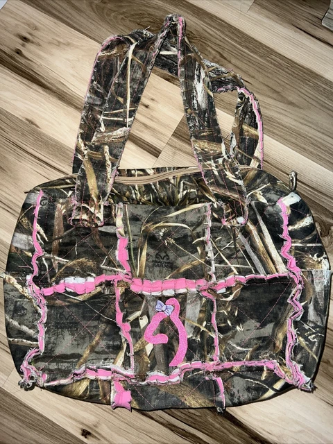 Diaper Bag Pink Camouflage browning deer logo girls baby camo real tree mossyoak Diaper Bag Pink Camouflage browning deer logo girls baby camo real tree mossyoak