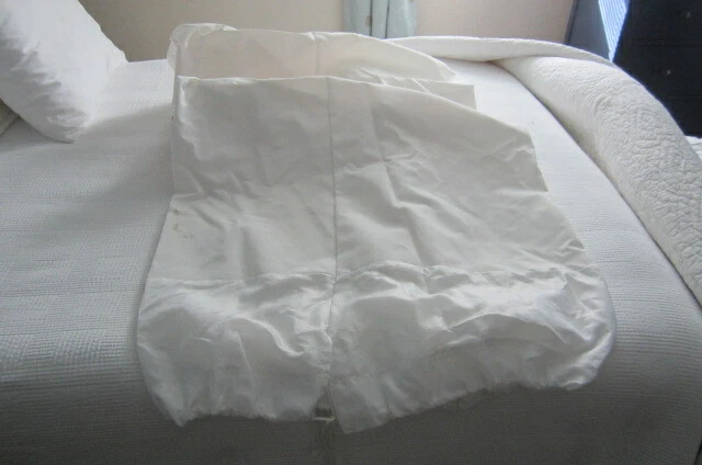 Preowned Vintage Sail Bag Made from White Sail Material