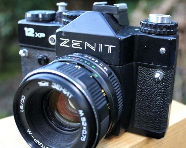 Zenit 12 xp Analogkamera + HELIOS Objektiv MC 1,9/50 M 52x0,75