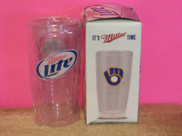 2 Milwaukee Brewers / Miller Lite, 16 OZ BEER GLASS