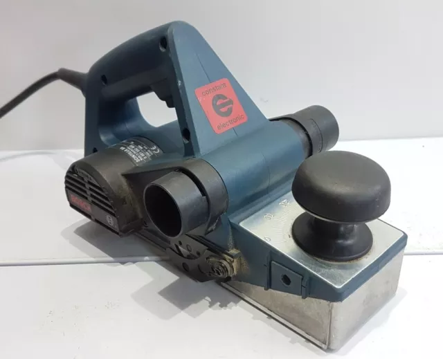 Cepillo Electrico de carpintero BOSCH GHO 36 82G