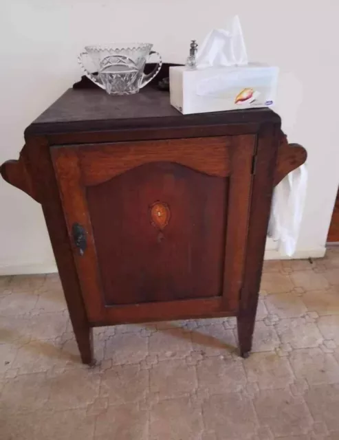 Charming Vintage Small Wooden Cabinet - Local Pick Up Only In Emu Plains NSW