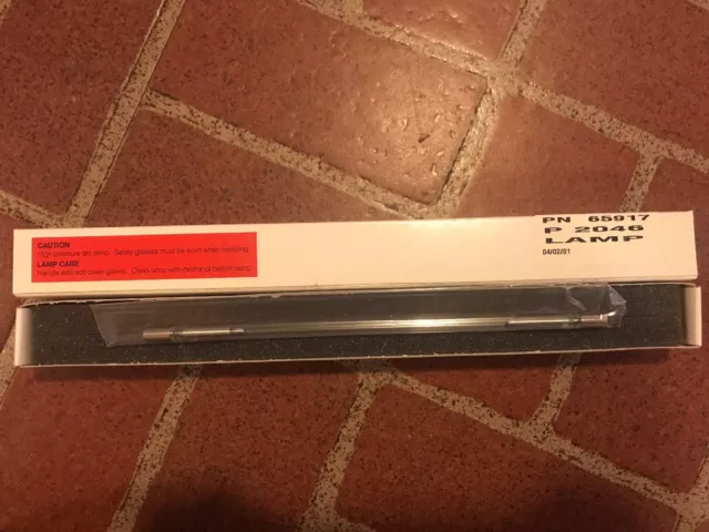 Lámpara flash láser de xenón Nd yag PN 65917 P2046 para tatuaje láser ¡Nueva! ¡Hecho en el Reino Unido!