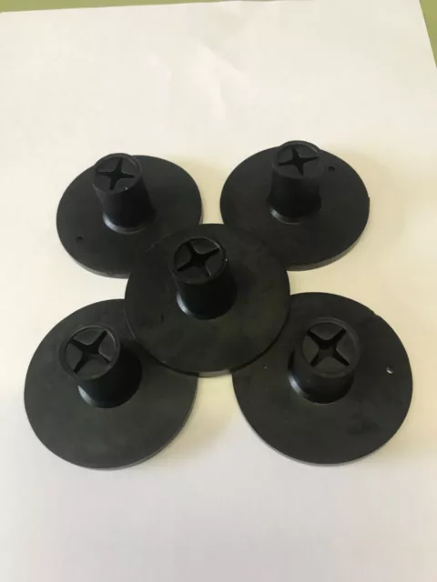 Set of 5 JL Golf Rubber golf driving range tees. 25mm with cross NEW