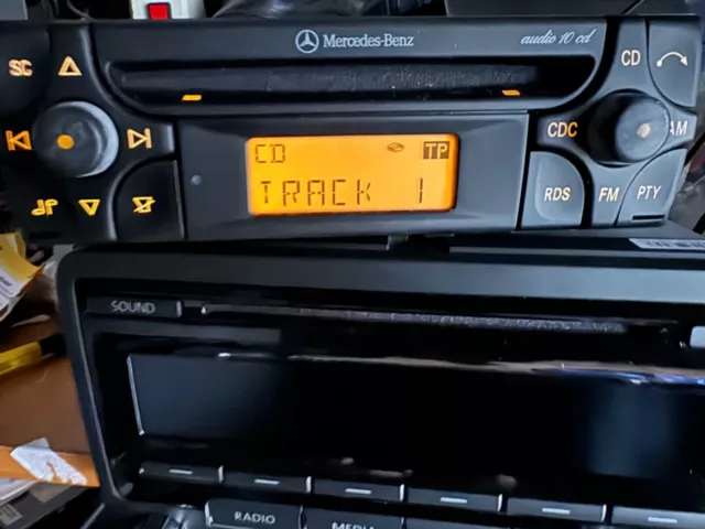 Bluetooth Autoradio Mercedes-Benz Audio 10CD BT MP3 SLK R170 R129 W210 W463  W208
