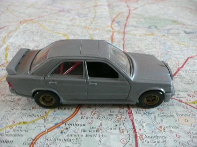 Miniature Verem 1/43 – Mercedes 280 – 1972 – Noire – Réf 324 – France