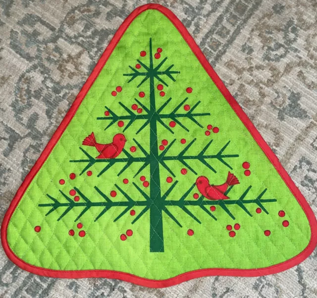 4 Lime Green Tree Shaped Quilted Placemats Set Red Cardinal Birds Swedish Style