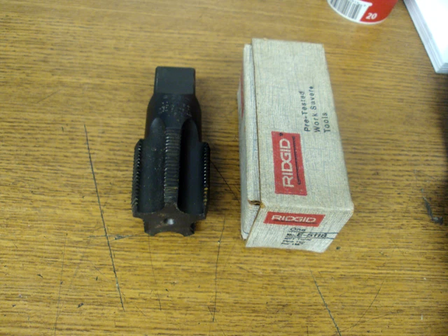 New In Box Ridgid 1-1/4" Inch NPT  Pipe Tap 5 Flute E- 5118 USA