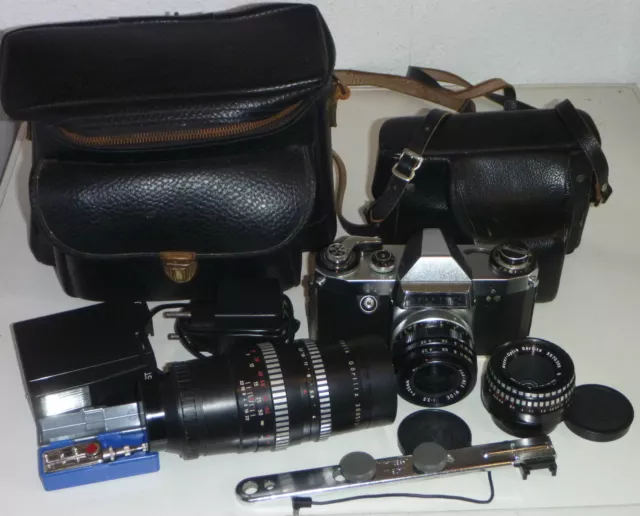 Konvolut: Kamera Praktica Nova B+3 Objektiv+Blitz+Tasche+bel.Messer