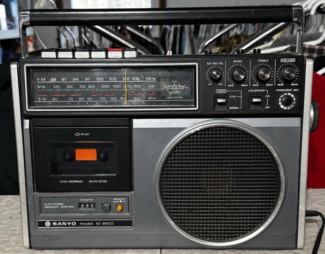 Boombox Vintage Sanyo M7028K - Radio K7 Stéréo - Testé Fonctionnel