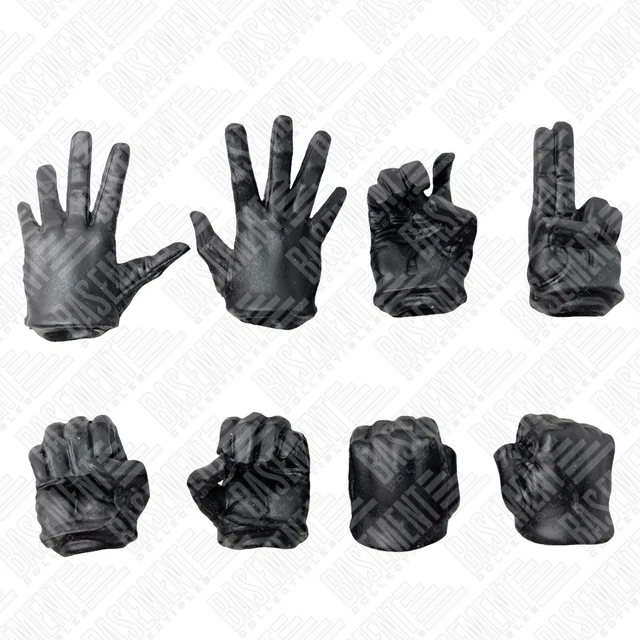 Mezco One:12 Gold Skull Ninja  - Eight Interchangeable Hands Set 1:12 Scale