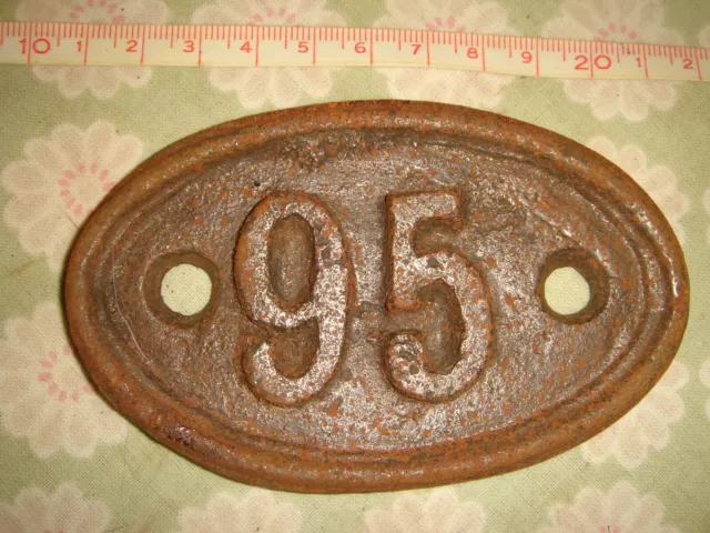 genuine antique vintage cast iron door house train number cottage no 95