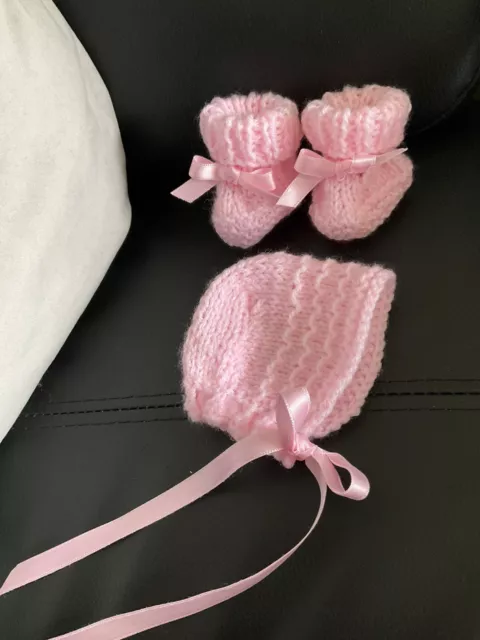 Hand knitted Early/Tiny Baby Bonnet & Booties Outfits Premature Baby