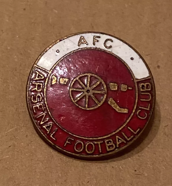 Vintage 1970s  AFC Arsenal Football Club Brass Enamel Pin Badge.