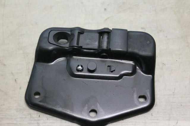 MERCEDES BENZ W207 CONVERTIBLE Micro Switch Roof Right A2077700222 26 mercedes-benz-w207-convertible-micro-switch-roof-right-a2077700222-26