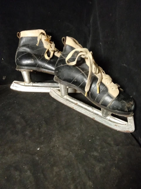 Paire De Patin A Glace Ancien Abc Suede T2