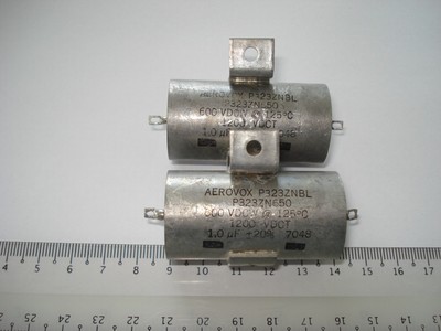 3X 6.8pF 1/2% TCC Dogbone Condensatori da 1970s per Marshalls NOS 