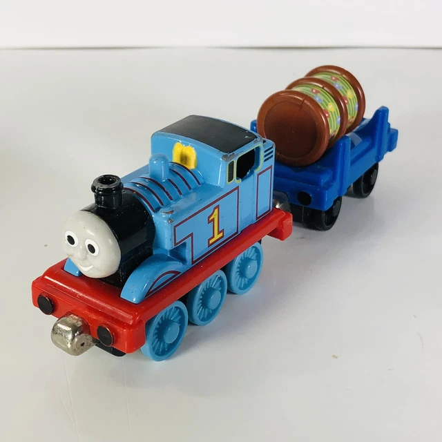 THOMAS THE TRAIN Sodor Supply Barrel Cargo Car With Tender Christmas