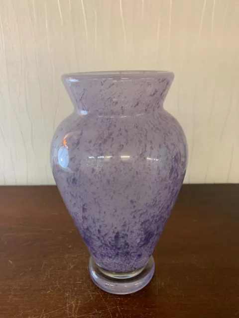 Vase en verre couleur violet