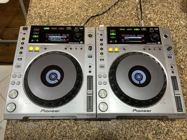 PAIR Pioneer DJ CDJ-850 Silver CDJ850 Digital CD USB Midi Turntable Deck 850 PAIR Pioneer DJ CDJ-850 Silver CDJ850 Digital CD USB Midi Turntable Deck 850