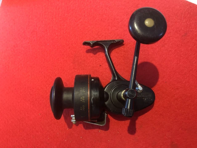 ANCIEN MOULINET DE pêche français Mitchell 496  spécial  EUR 20,00