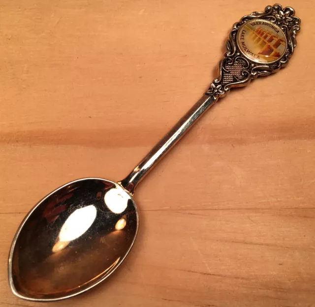 YARAWONGA, LAKE MULWALA "Silver" Collectable Australia Souvenir Teaspoon Spoon