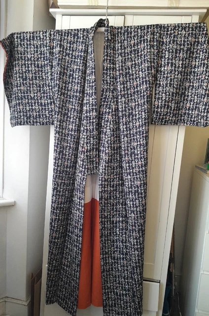 Kimono vintage bianco e blu in seta fodera arancione motivo floreale geometrico astratto